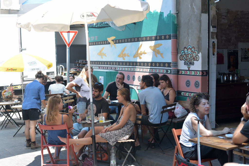 yomtov_coffee in carmel market
