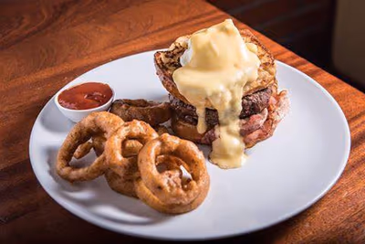 Dixie Grill bar
