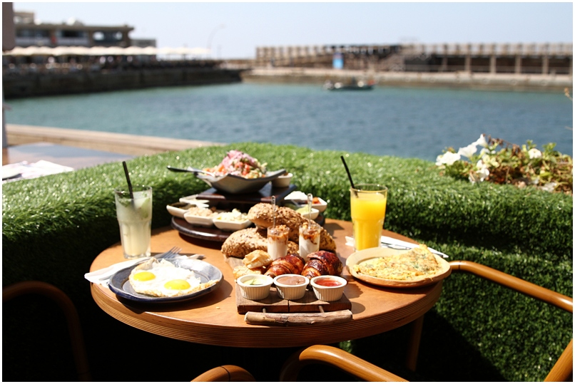 Cafe Nimrod-Port