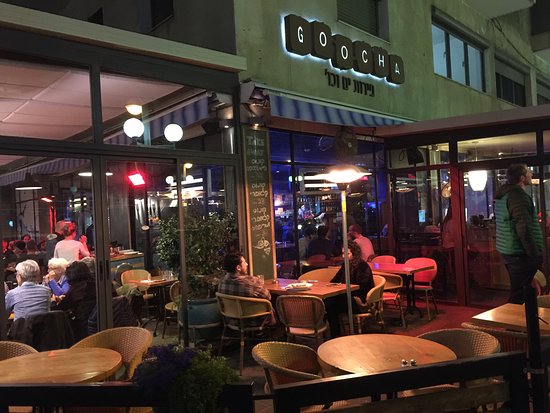 Goocha-Dizengoff
