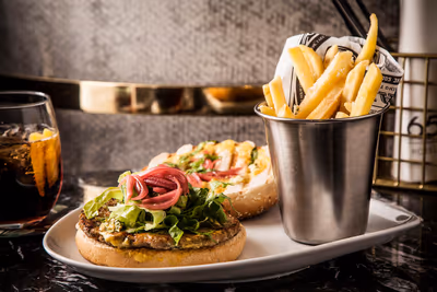 Cafe 65