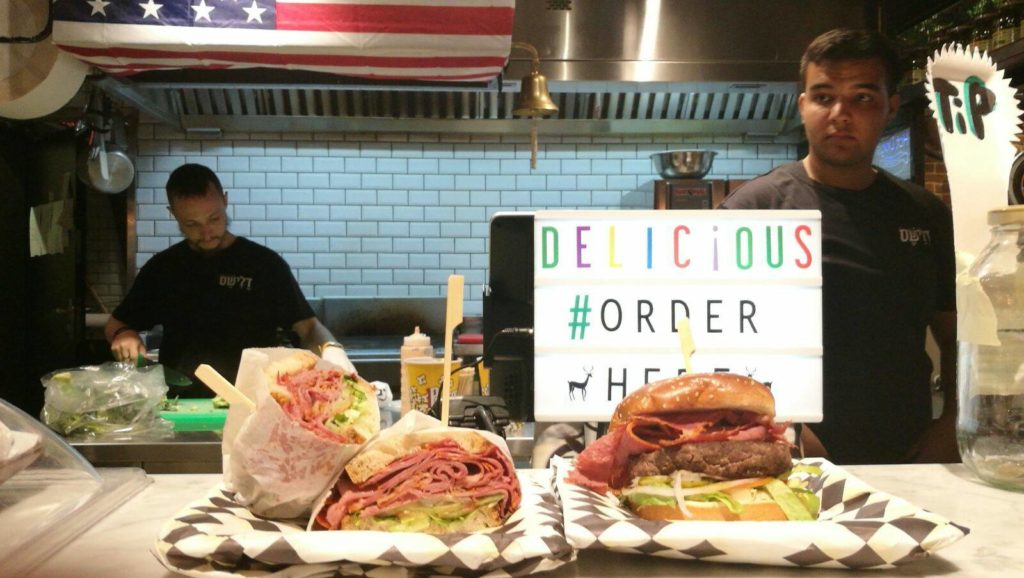 Delicious Deli Bar Rothschild-Allenby market