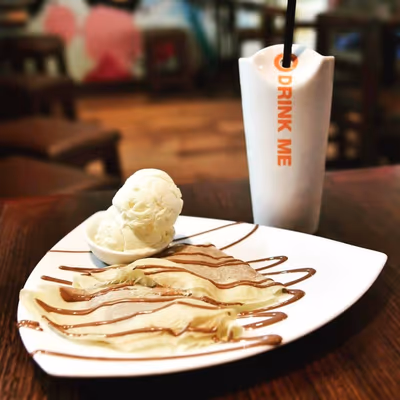 Max Brenner Sarona