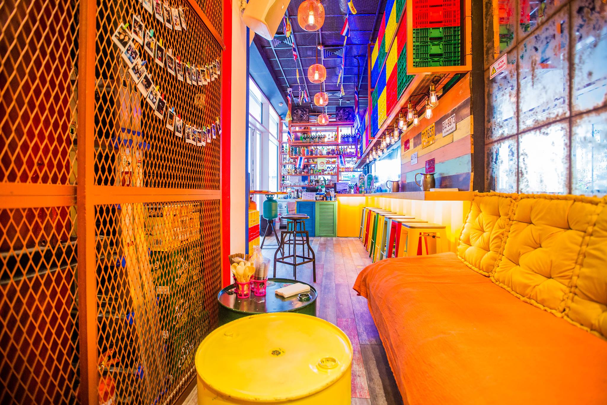 Rak Thai