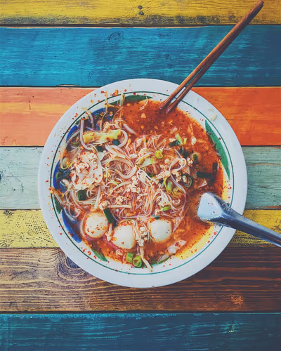 Rak Thai