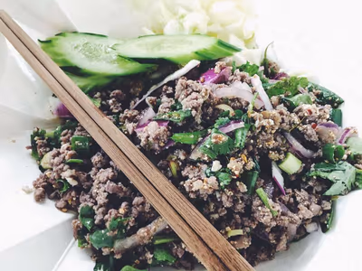 Rak Thai