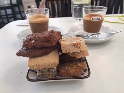 Cafe Tachtit