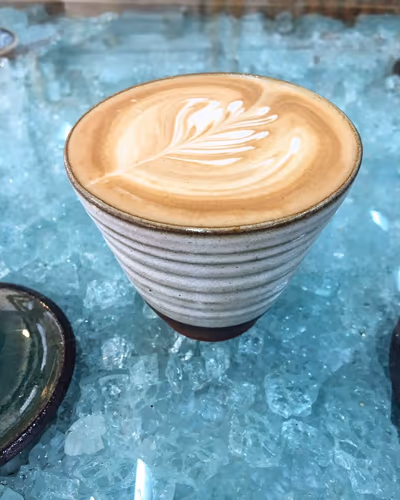 Les Cafe