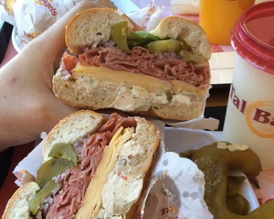 Tal Bagels