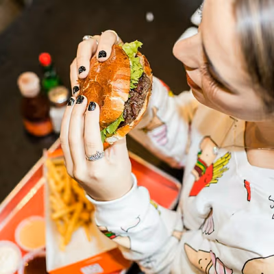 110 Burger Ibn Gabirol