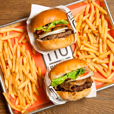 110 Burger Sarona
