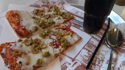 Levi's Pizza