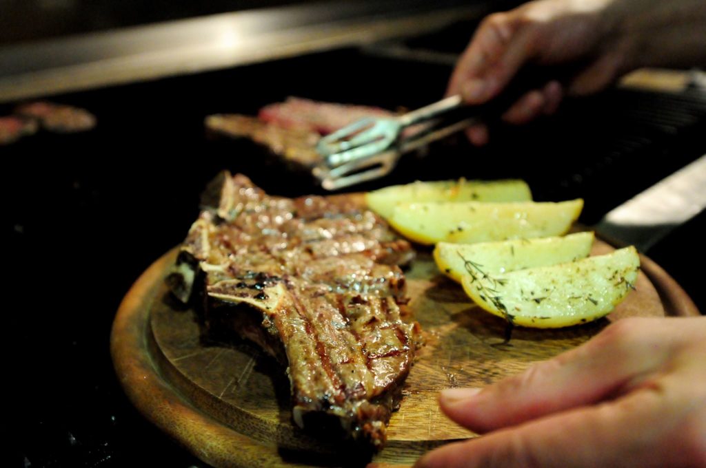 Meatos Grill Bar