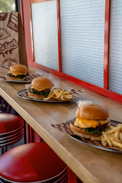m32-burger (photo: M32 burger)