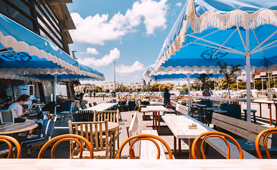 place-9 (photo: ארומה אספרסו בר Aroma Espresso Bar)