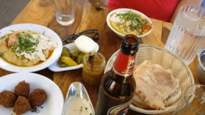 yosef-hummus (photo: חומוס יוסף רמת אביב)