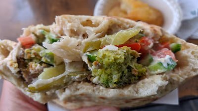 memer-falafel (photo: Udi Burg)