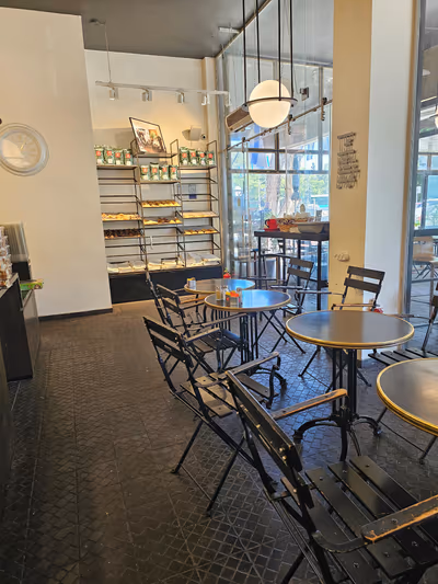 avivim-bakery (photo: מנשה גרדל)
