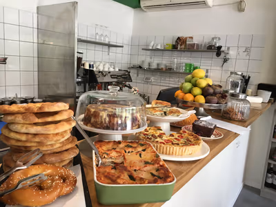 cafe-yael (photo: Cafe Yael)
