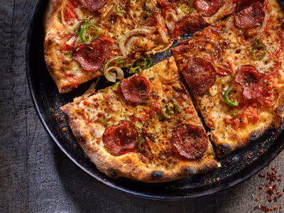pizza (photo: Pizza פיצה גרינברג)