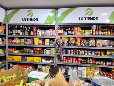 la-tienda-tel-aviv (photo: Rafa SD)