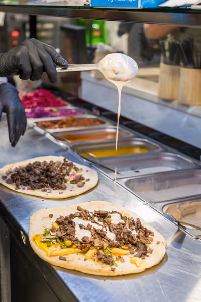 falafel-atsir (photo: שווארמה יפו פלאפל אציר)