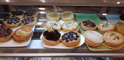 cohanim-bakery (photo: משה גנון)