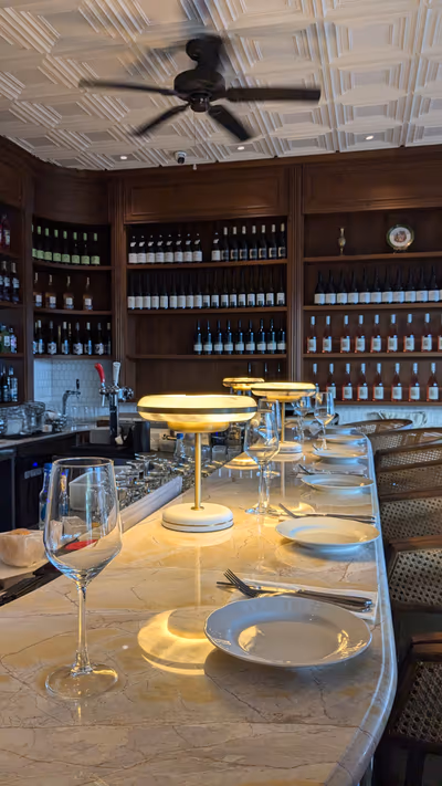 oppenheimer-bistro (photo: OPPENHEIMER BISTRO)