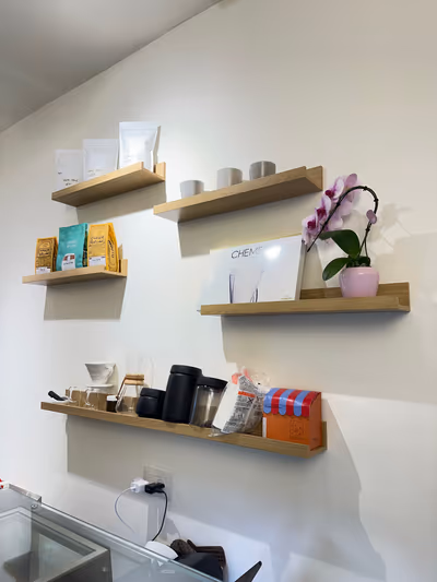 cafe-14 (photo: Café 14)