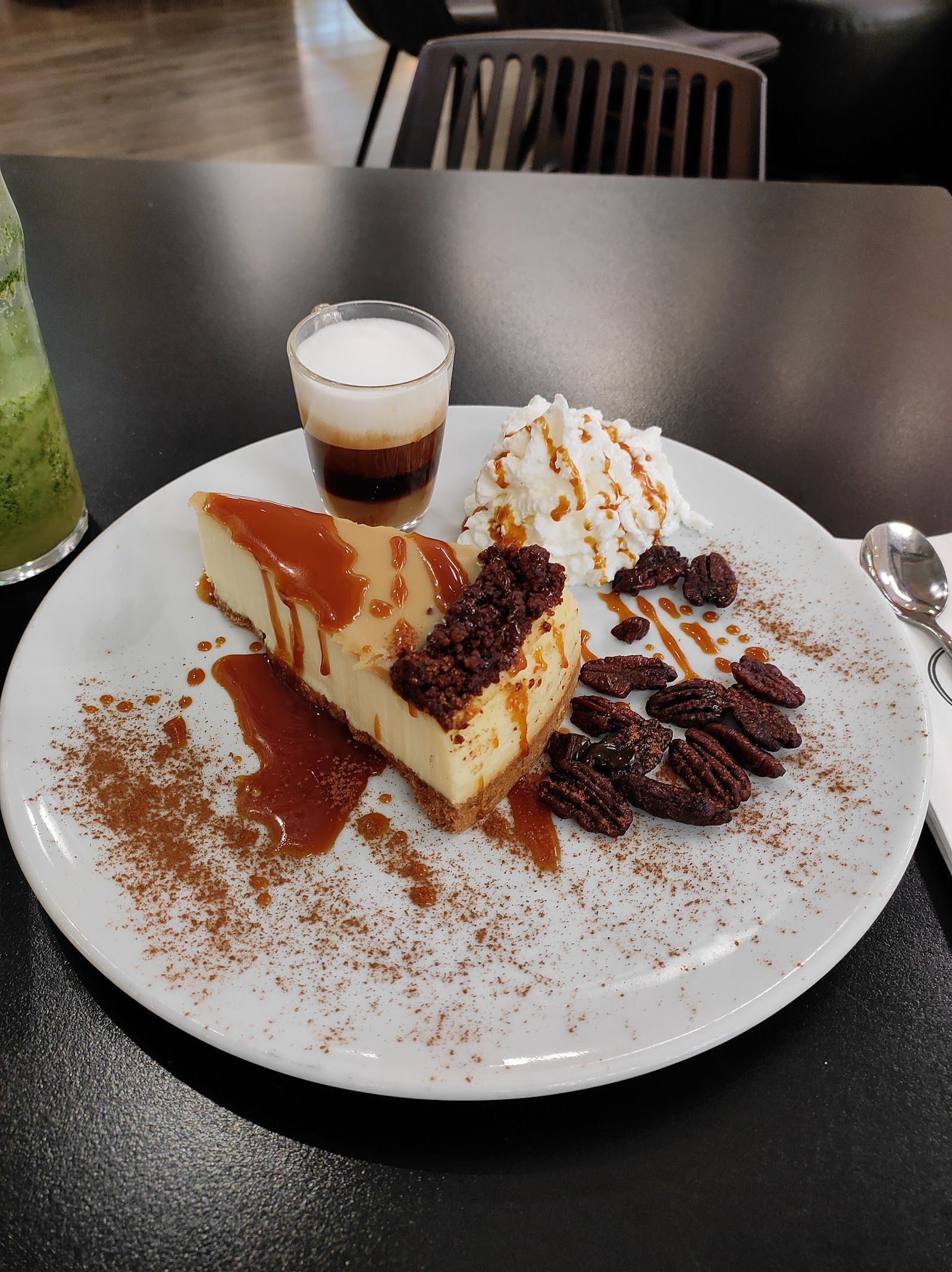 cafe-joe (photo: Naama Weinberg)