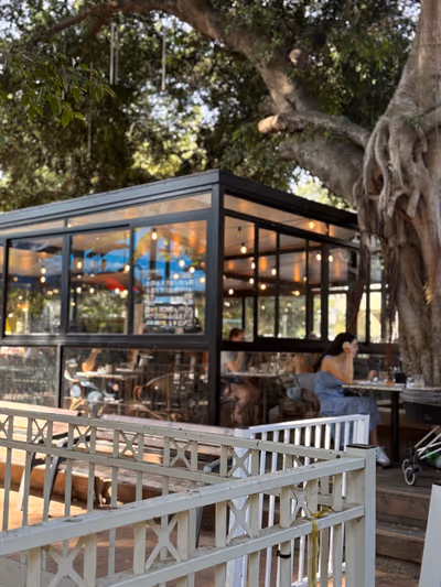 nadneda-cafe (photo: קפה נדנדה)