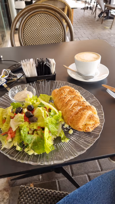 bavli-cafe (photo: Talya Stein)